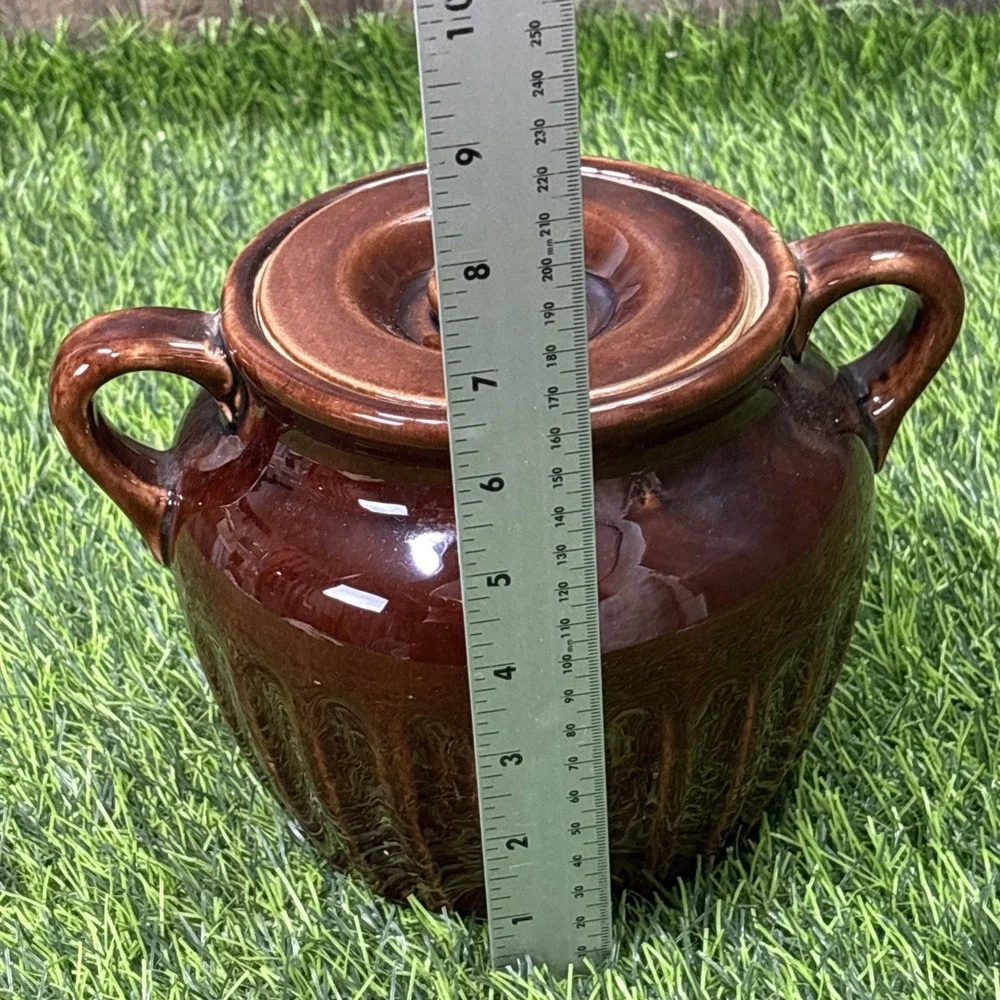 KOTARBAU Brown Glazed Stoneware Crock Pot Ribbed Dual Handle Lidded